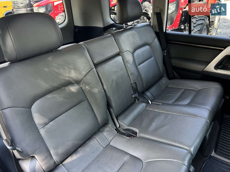 Внедорожник / Кроссовер Toyota Land Cruiser 2011 в Умани фото 25 Внедорожник / Кроссовер Toyota Land Cruiser 2011 в Умани
