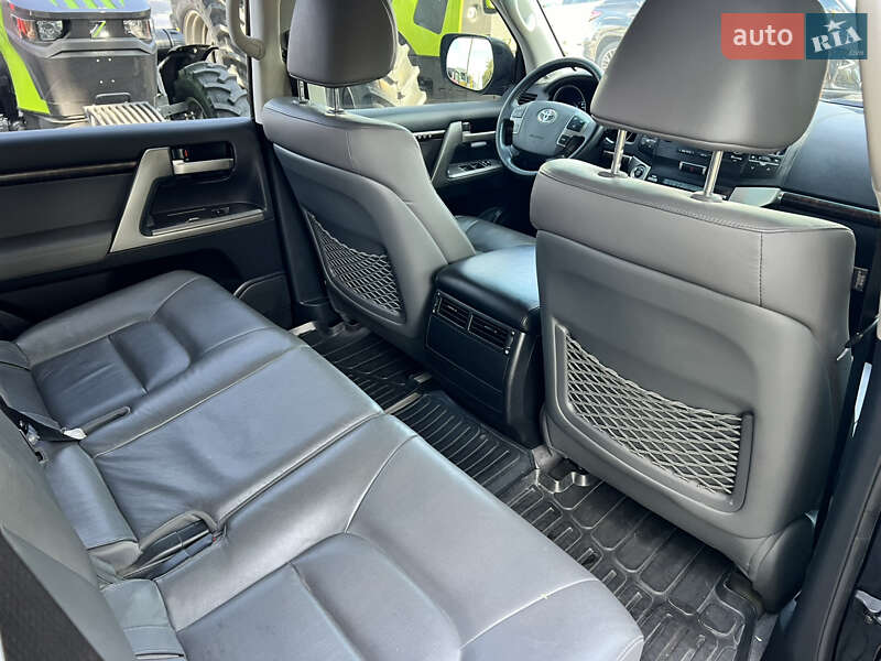 Внедорожник / Кроссовер Toyota Land Cruiser 2011 в Умани фото 24 Внедорожник / Кроссовер Toyota Land Cruiser 2011 в Умани