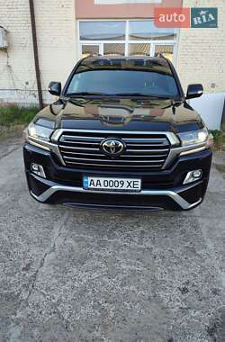Внедорожник / Кроссовер Toyota Land Cruiser 2017 в Киеве