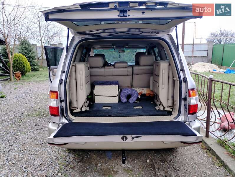 Позашляховик / Кросовер Toyota Land Cruiser 2004 в Одесі