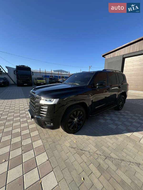 Внедорожник / Кроссовер Toyota Land Cruiser 2022 в Киеве