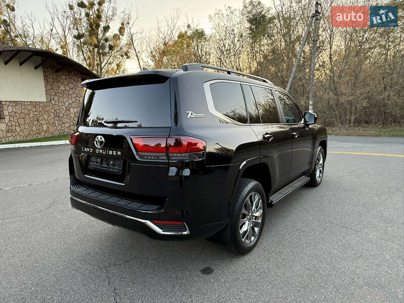 Внедорожник / Кроссовер Toyota Land Cruiser 2022 в Киеве фото 14 Внедорожник / Кроссовер Toyota Land Cruiser 2022 в Киеве