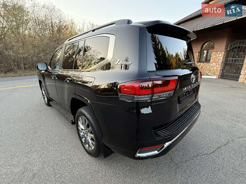 Внедорожник / Кроссовер Toyota Land Cruiser 2022 в Киеве фото 25 Внедорожник / Кроссовер Toyota Land Cruiser 2022 в Киеве