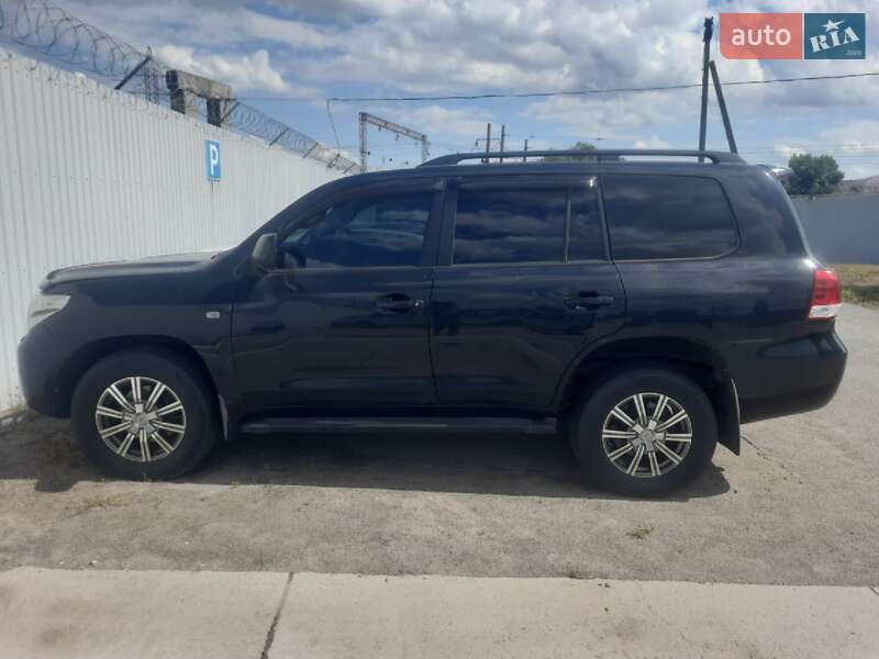 Внедорожник / Кроссовер Toyota Land Cruiser 2007 в Днепре