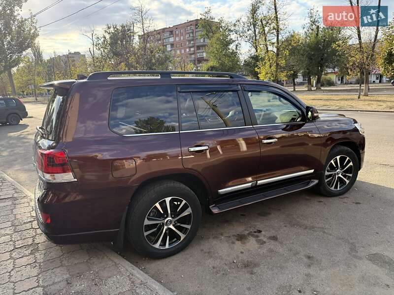 Внедорожник / Кроссовер Toyota Land Cruiser 2016 в Киеве