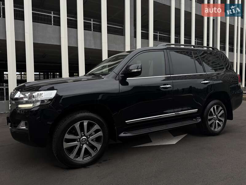 Внедорожник / Кроссовер Toyota Land Cruiser 2020 в Киеве фото 34 Внедорожник / Кроссовер Toyota Land Cruiser 2020 в Киеве