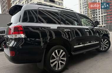 Внедорожник / Кроссовер Toyota Land Cruiser 2020 в Киеве