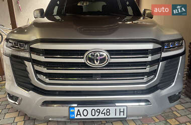 Внедорожник / Кроссовер Toyota Land Cruiser 2011 в 