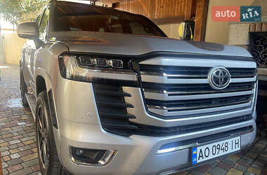 Внедорожник / Кроссовер Toyota Land Cruiser 2011 в 