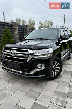 Внедорожник / Кроссовер Toyota Land Cruiser 2020 в 