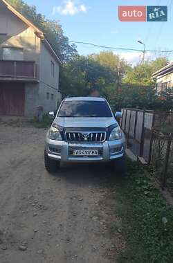 Внедорожник / Кроссовер Toyota Land Cruiser 2005 в Великом Березном
