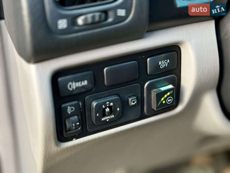 Внедорожник / Кроссовер Toyota Land Cruiser 2003 в Харькове