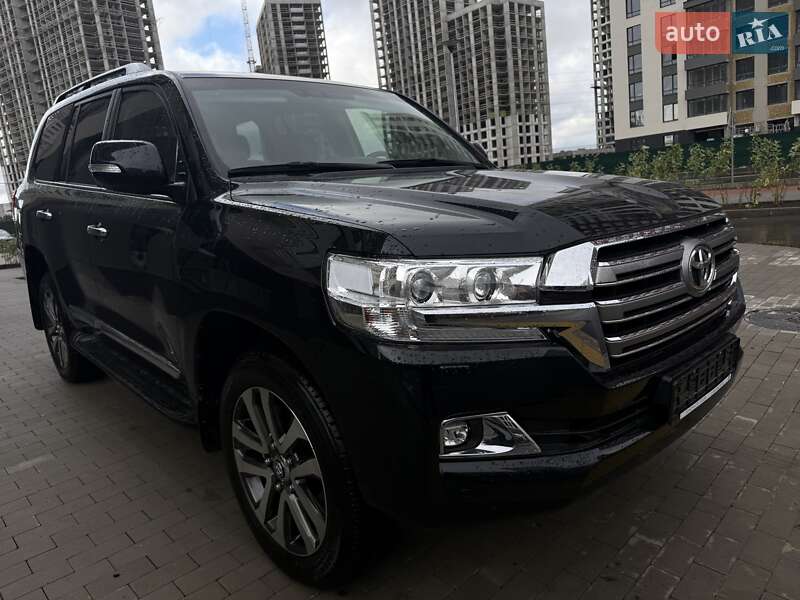 Внедорожник / Кроссовер Toyota Land Cruiser 2020 в Киеве фото 14 Внедорожник / Кроссовер Toyota Land Cruiser 2020 в Киеве