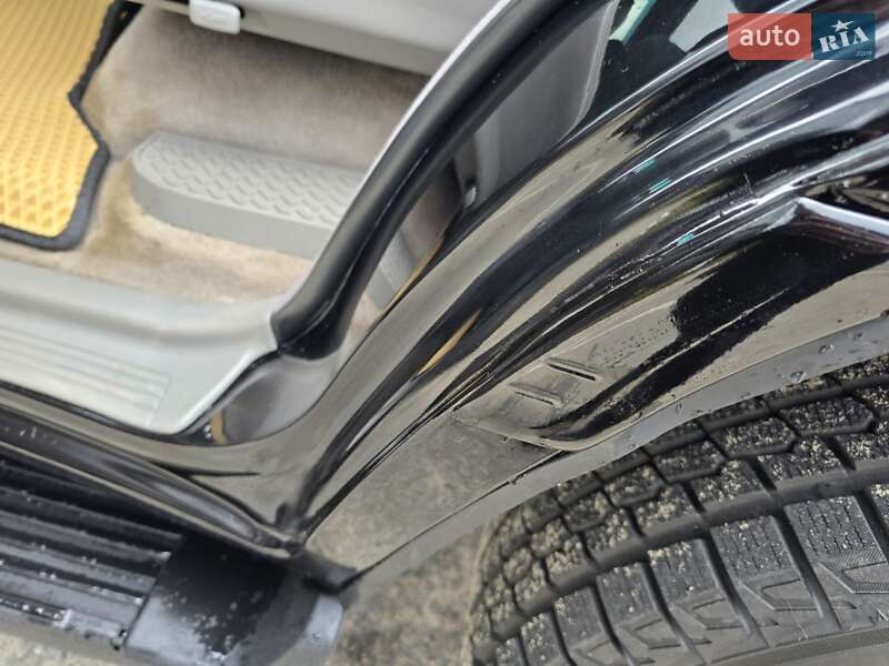 Позашляховик / Кросовер Toyota Land Cruiser 2004 в Малині