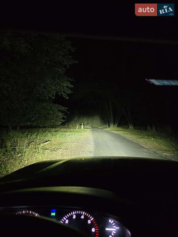 Позашляховик / Кросовер Toyota Land Cruiser 2004 в Малині