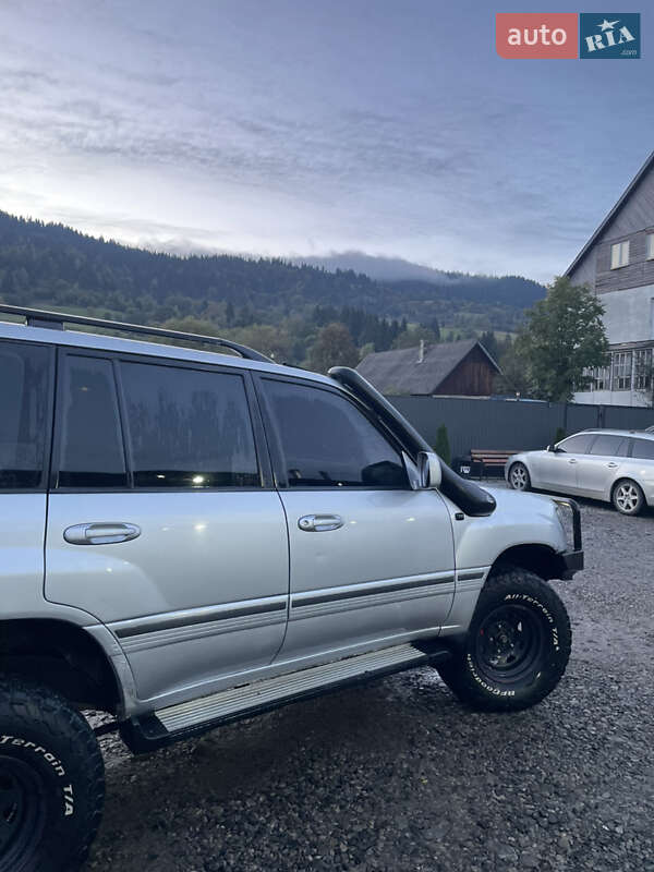 Внедорожник / Кроссовер Toyota Land Cruiser 2002 в Рахове фото 5 Внедорожник / Кроссовер Toyota Land Cruiser 2002 в Рахове