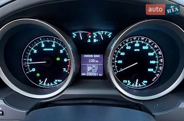 Внедорожник / Кроссовер Toyota Land Cruiser 2008 в 