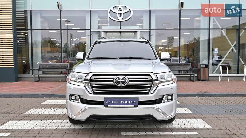 Внедорожник / Кроссовер Toyota Land Cruiser 2017 в Киеве