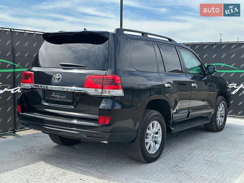 Внедорожник / Кроссовер Toyota Land Cruiser 2014 в Киеве фото 3 Внедорожник / Кроссовер Toyota Land Cruiser 2014 в Киеве