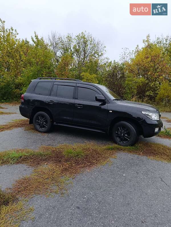 Внедорожник / Кроссовер Toyota Land Cruiser 2008 в Киеве