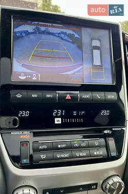 Внедорожник / Кроссовер Toyota Land Cruiser 2017 в 