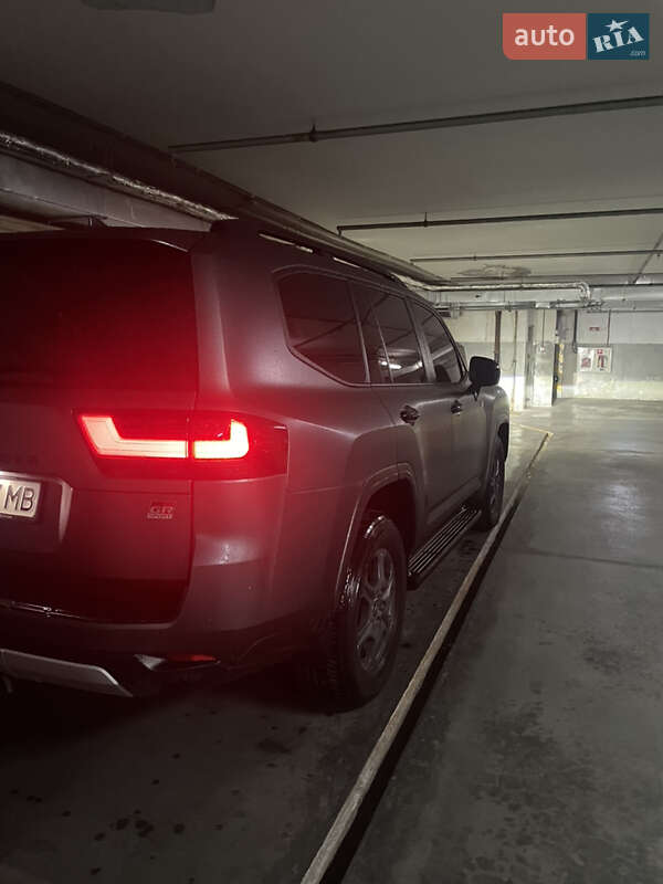 Внедорожник / Кроссовер Toyota Land Cruiser 2022 в Киеве фото 22 Внедорожник / Кроссовер Toyota Land Cruiser 2022 в Киеве
