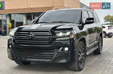 Позашляховик / Кросовер Toyota Land Cruiser 2020 в Дніпрі