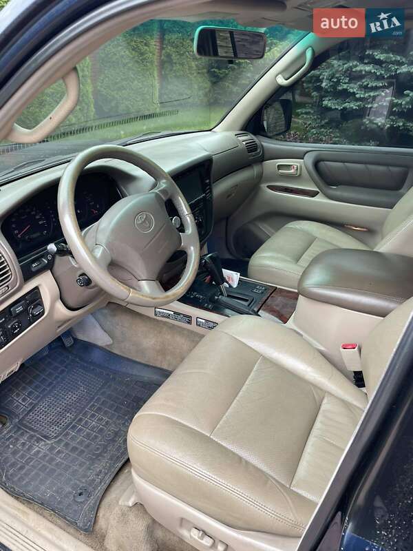 Внедорожник / Кроссовер Toyota Land Cruiser 2000 в Киеве фото 7 Внедорожник / Кроссовер Toyota Land Cruiser 2000 в Киеве