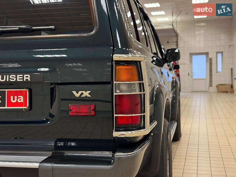 Внедорожник / Кроссовер Toyota Land Cruiser 1992 в Киеве