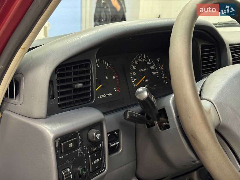 Внедорожник / Кроссовер Toyota Land Cruiser 1997 в Киеве