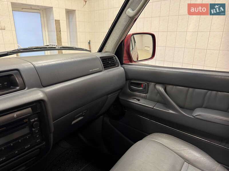 Внедорожник / Кроссовер Toyota Land Cruiser 1997 в Киеве