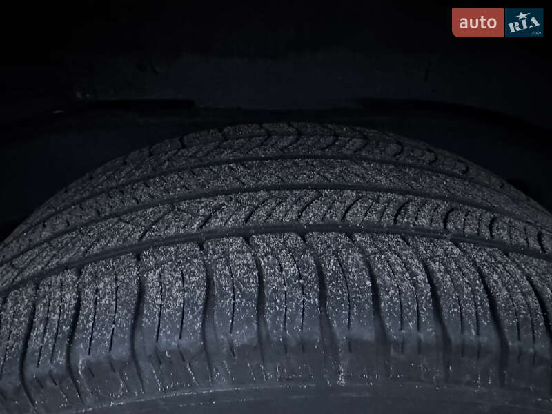 Внедорожник / Кроссовер Toyota Land Cruiser 2012 в Киеве