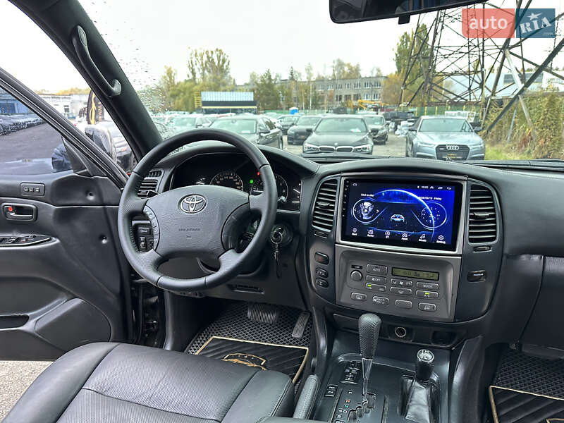 Позашляховик / Кросовер Toyota Land Cruiser 2003 в Харкові