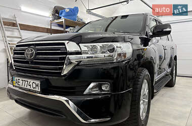 Позашляховик / Кросовер Toyota Land Cruiser 2017 в Дніпрі