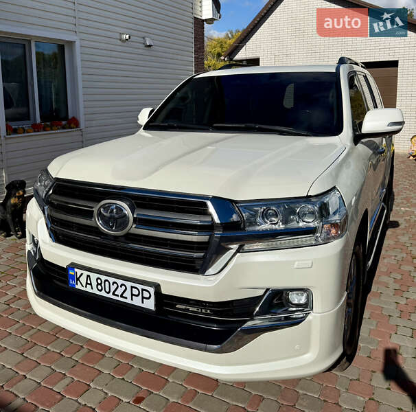 Внедорожник / Кроссовер Toyota Land Cruiser 2017 в Киеве