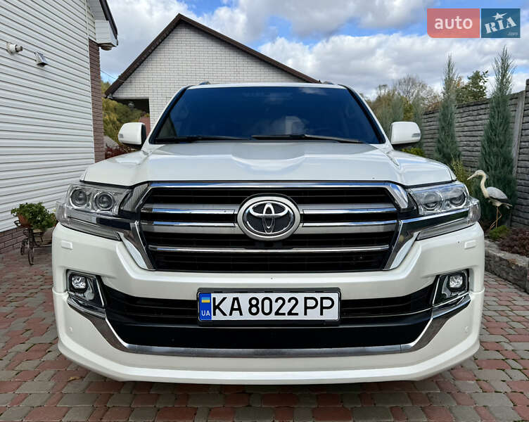 Внедорожник / Кроссовер Toyota Land Cruiser 2017 в Киеве