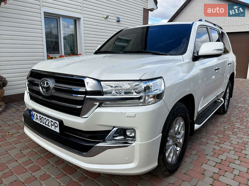 Внедорожник / Кроссовер Toyota Land Cruiser 2017 в Киеве