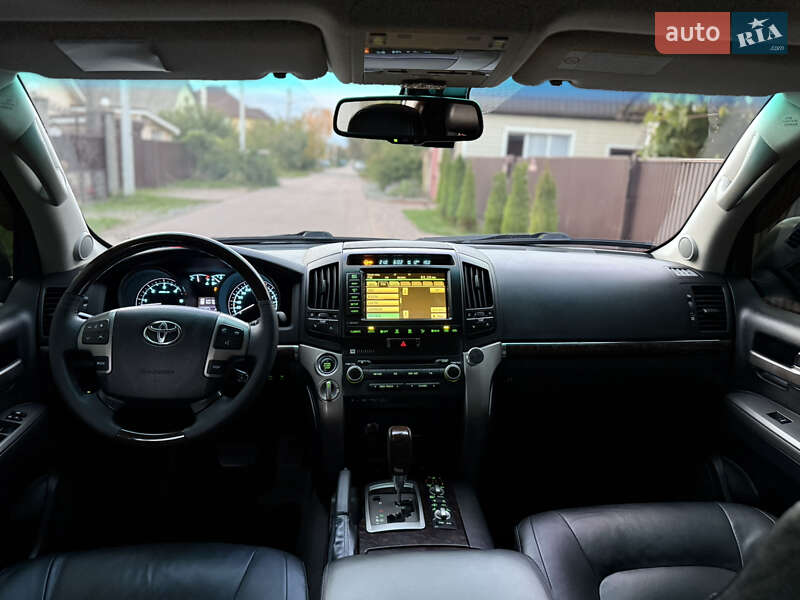 Внедорожник / Кроссовер Toyota Land Cruiser 2011 в Борисполе фото 23 Внедорожник / Кроссовер Toyota Land Cruiser 2011 в Борисполе