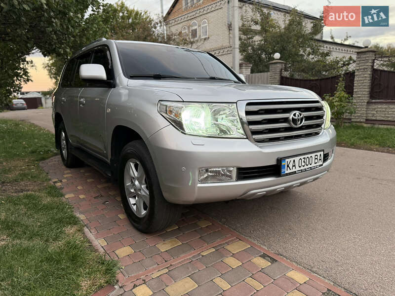 Внедорожник / Кроссовер Toyota Land Cruiser 2011 в Борисполе фото 22 Внедорожник / Кроссовер Toyota Land Cruiser 2011 в Борисполе