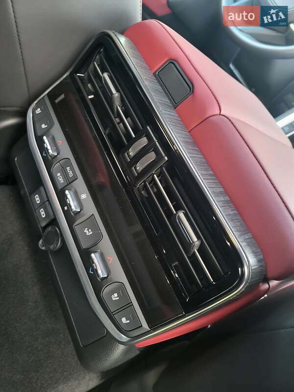 Внедорожник / Кроссовер Toyota Land Cruiser 2023 в Киеве фото 9 Внедорожник / Кроссовер Toyota Land Cruiser 2023 в Киеве