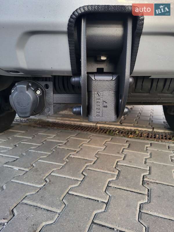 Внедорожник / Кроссовер Toyota Land Cruiser 2023 в Киеве фото 13 Внедорожник / Кроссовер Toyota Land Cruiser 2023 в Киеве