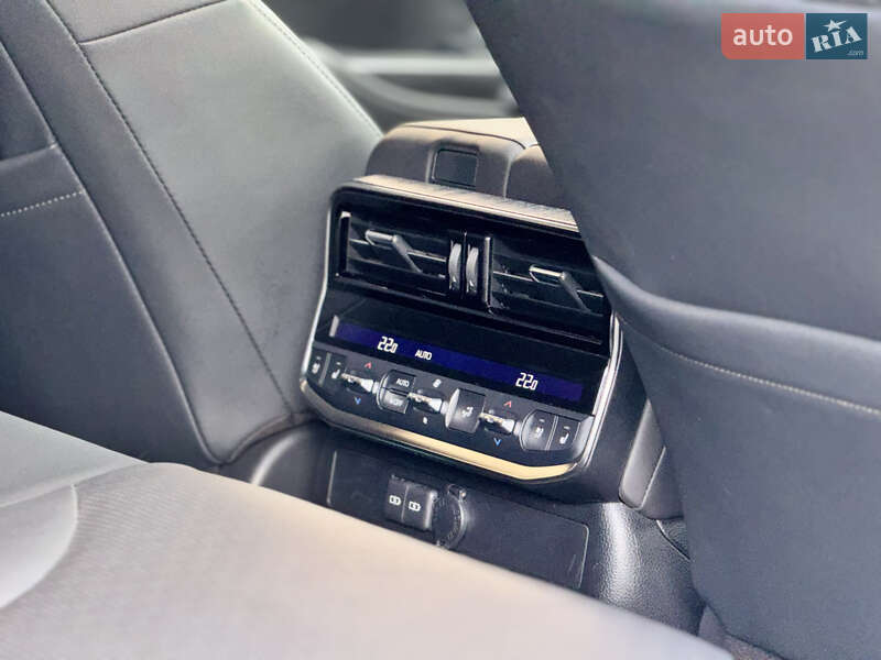 Позашляховик / Кросовер Toyota Land Cruiser 2021 в Києві