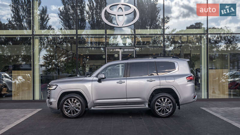 Внедорожник / Кроссовер Toyota Land Cruiser 2023 в Днепре