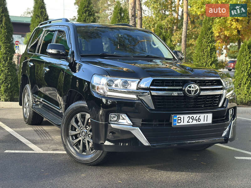 Внедорожник / Кроссовер Toyota Land Cruiser 2019 в Киеве