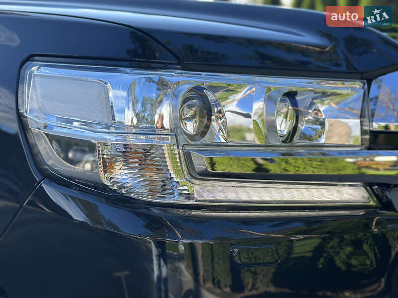 Внедорожник / Кроссовер Toyota Land Cruiser 2019 в Киеве