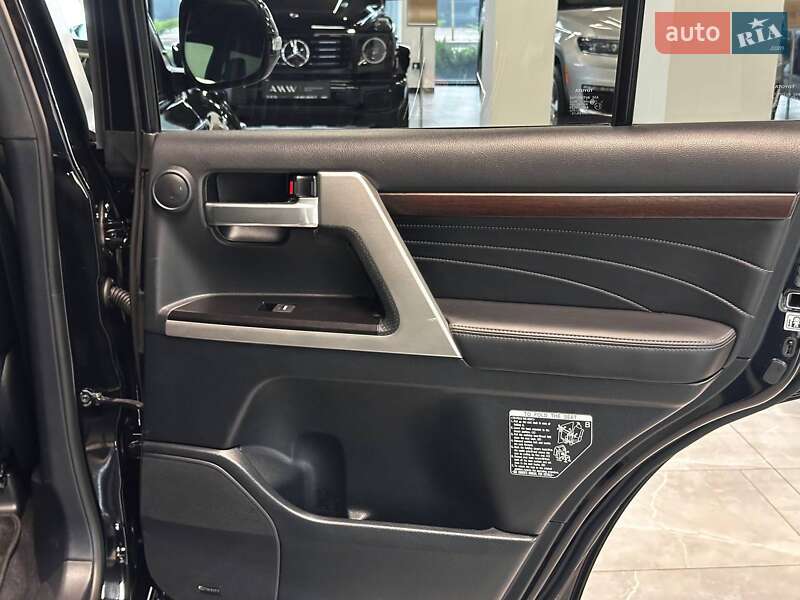 Позашляховик / Кросовер Toyota Land Cruiser 2020 в Львові