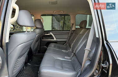 Внедорожник / Кроссовер Toyota Land Cruiser 2008 в 