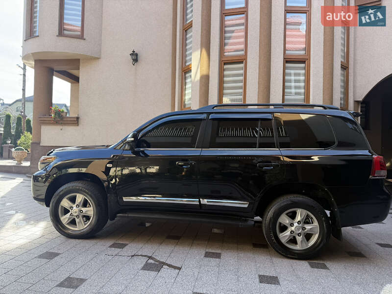 Внедорожник / Кроссовер Toyota Land Cruiser 2007 в Тячеве фото 5 Внедорожник / Кроссовер Toyota Land Cruiser 2007 в Тячеве