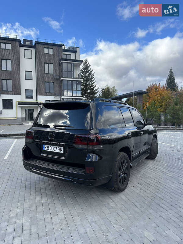 Позашляховик / Кросовер Toyota Land Cruiser 2017 в Вінниці