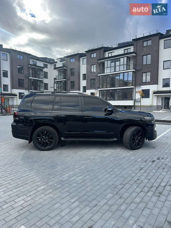 Позашляховик / Кросовер Toyota Land Cruiser 2017 в Вінниці